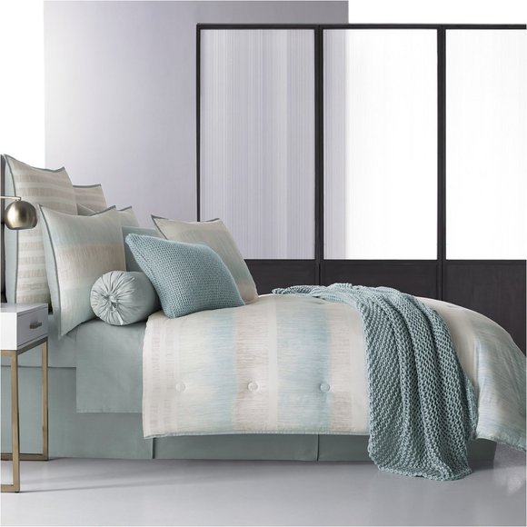 Oscar & Oliver Other - Oscar/Oliver Vince King Duvet Cover Set